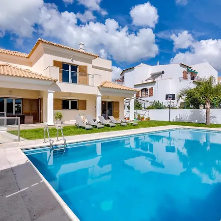 Namora Com 4 Quartos E Piscina Privada Apartmán