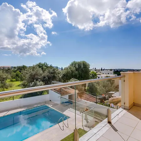 Namora Com 4 Quartos E Piscina Privada Apartmán *