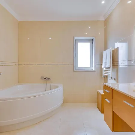 アパート Namora Com 4 Quartos E Piscina Privada *
