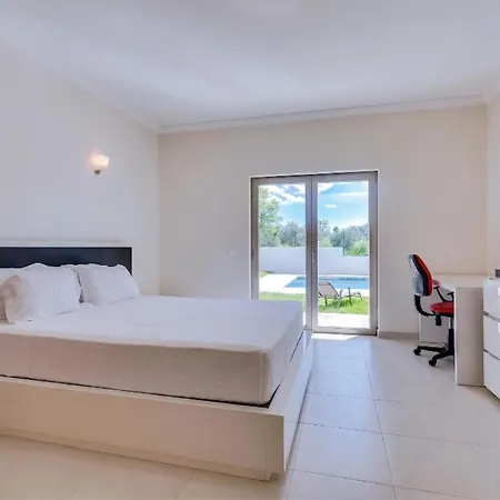 Namora Com 4 Quartos E Piscina Privada *