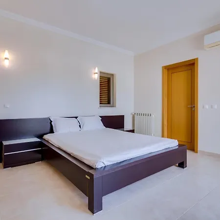 Apartmán Namora Com 4 Quartos E Piscina Privada